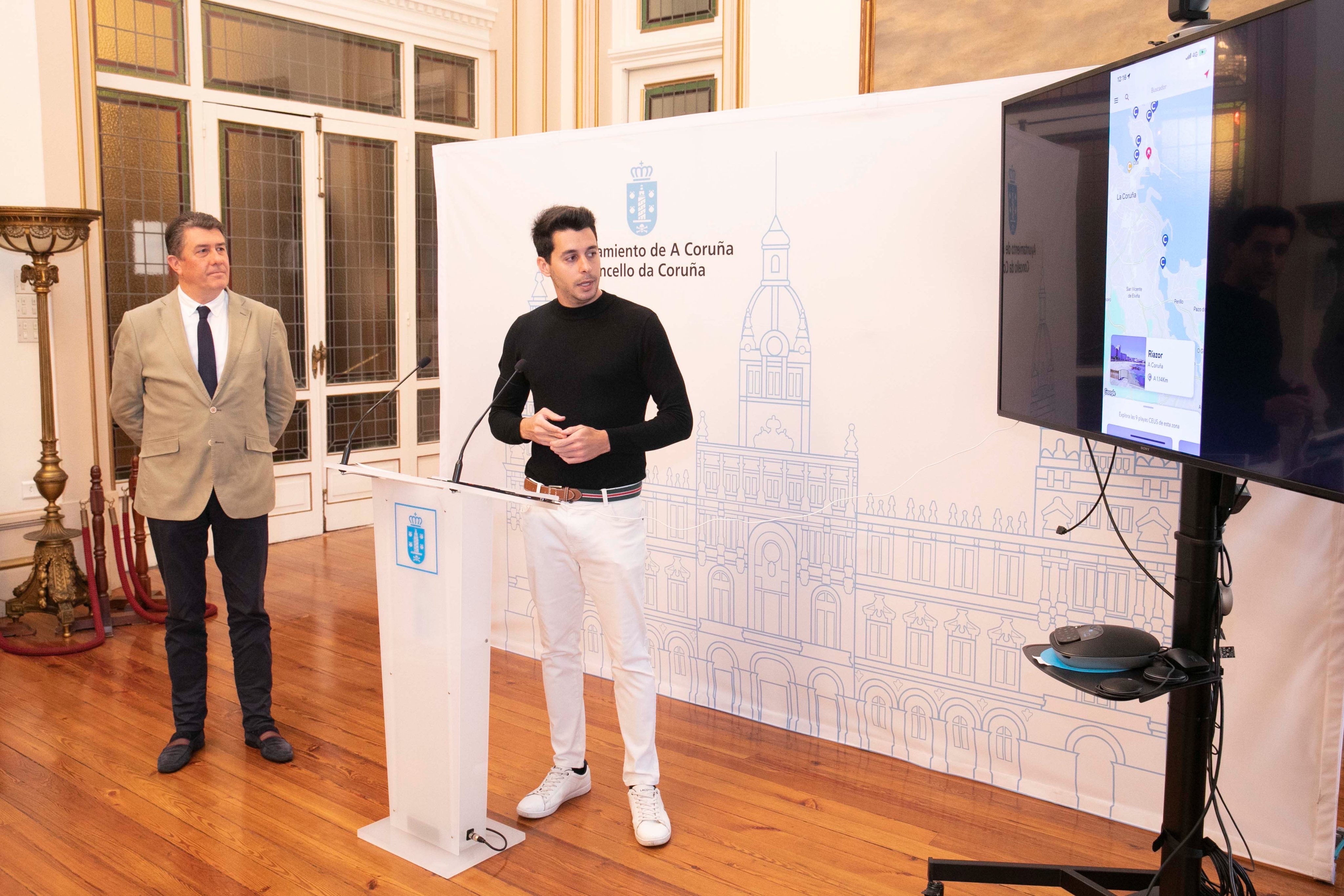 Presentación da aplicación móbil CEUS nas praias da Coruña
