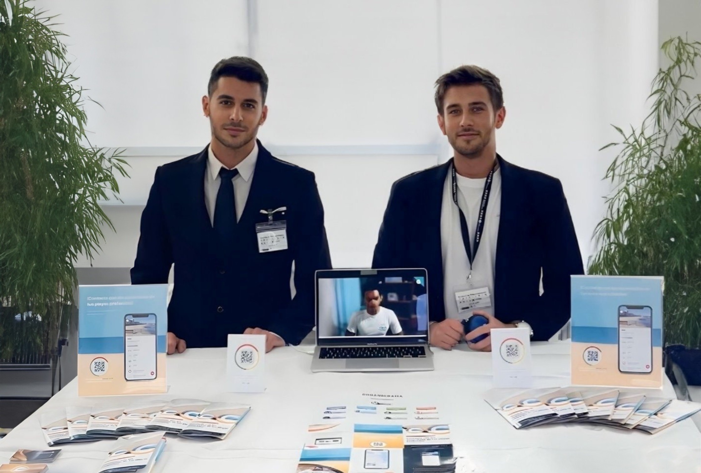 Ceus World, iniciativa emprendedora oleirense premiada por AJE